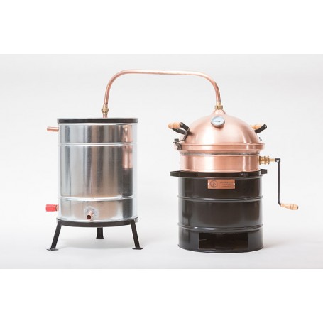 Hobby distilling pot still 25 liters with hand stirrer gas boiler