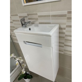 Fine 40 lower bathroom cabinet white gloss